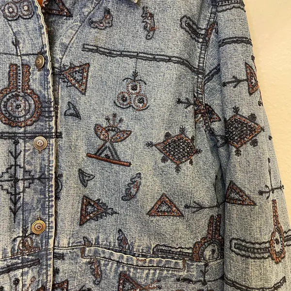 Vintage Chico’s Design‎ 90s Boho Embroidered & Beaded Blue Denim Jacket Size M - Image 4