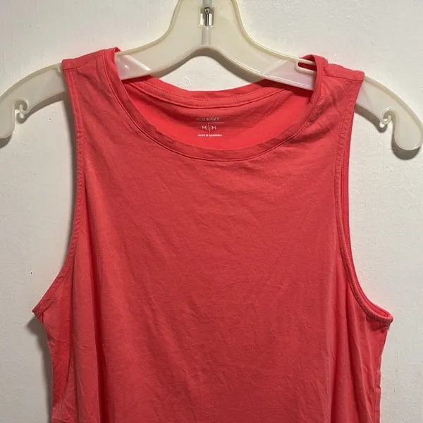 Old Navy Tank Top - Image 2