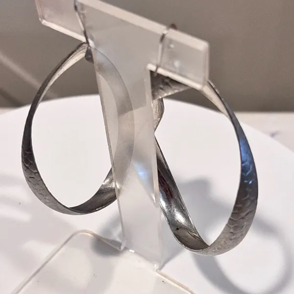 Silver Marquise Hammered Twirl Earrings - Image 6