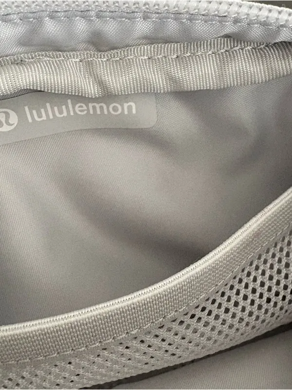Lululemon Everywhere Belt Bag Mini Ripstop in Vapor/Traverse Grey - Image 7