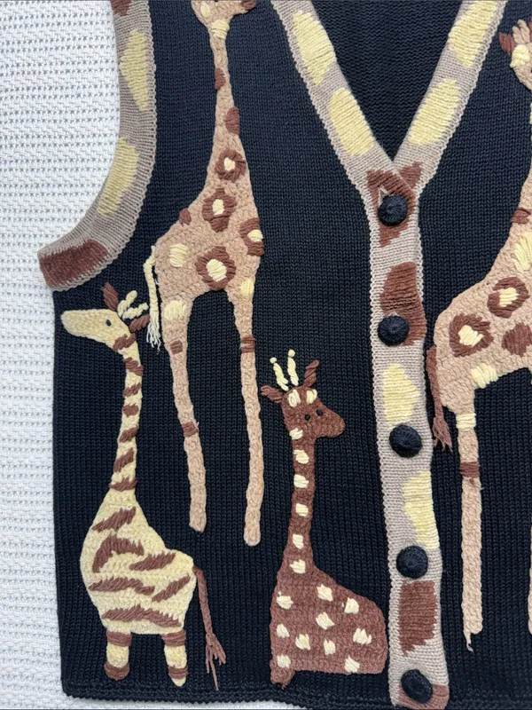 Vintage Bellepointe Black Knit Giraffe Button Vest Size M - Image 5
