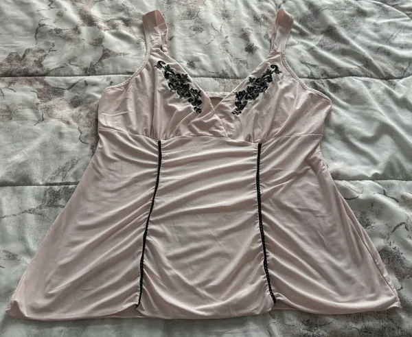 Pink Embroidered Babydoll Boho Pajama Top, size M - Image 9