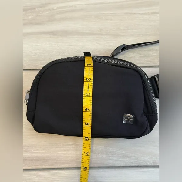 Halara Logo Casual Waist Bag Black NWT IN PACKAGE - Image 5
