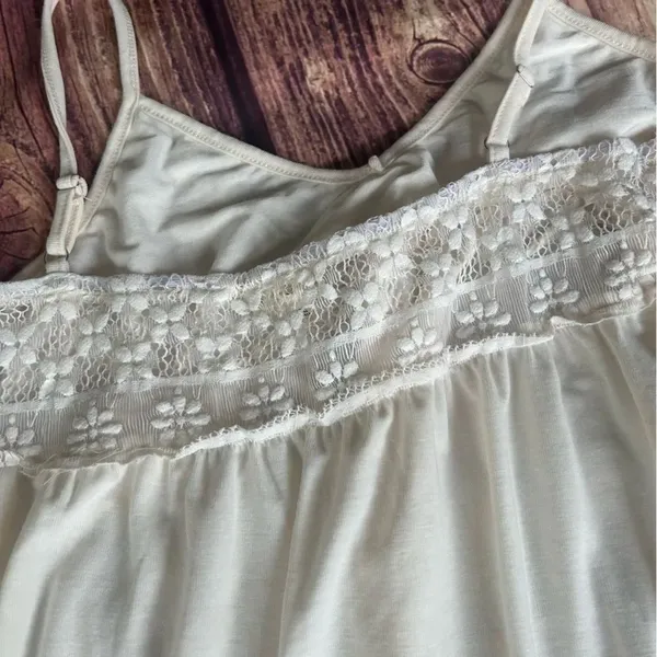 Women’s POL Off White Lace Mini Dress V-Nevk Size L - Image 4