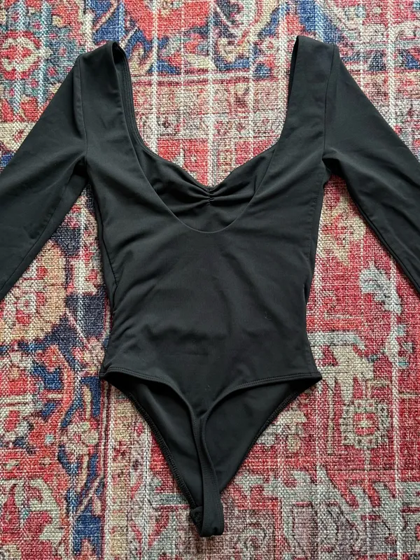 Aritzia Babaton Bodysuit - Image 5