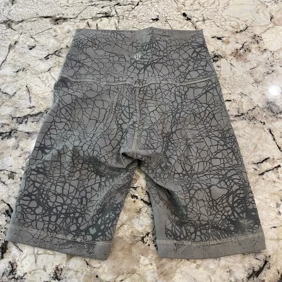 Lululemon Wunder Train High-Rise Short 8" Thread‎ Dye Rover Black - Image 5