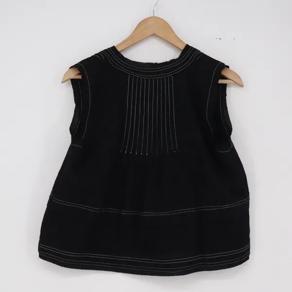 Unbranded Sleeveless Top Women M Contrast Stitching Black V-Neck Excellent - Image 3