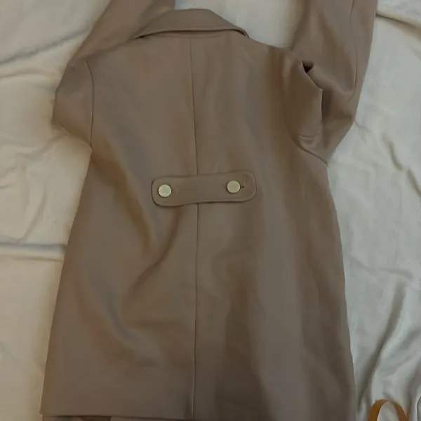 Women’s small GAP pea coat with gold buttons - Image 13