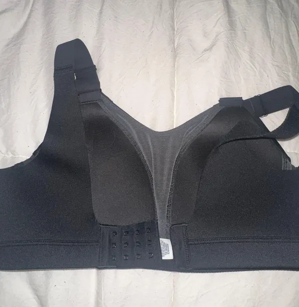 Black Sports Bra - Image 2