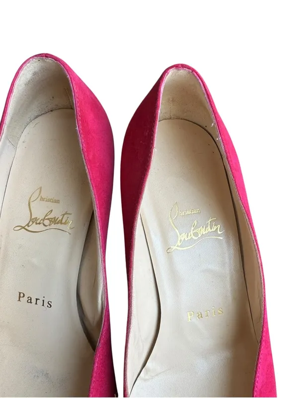 Christian Louboutin - Pink Suede Studded Pointed Toe Kitten Heel Pumps Sz 37 - Image 4