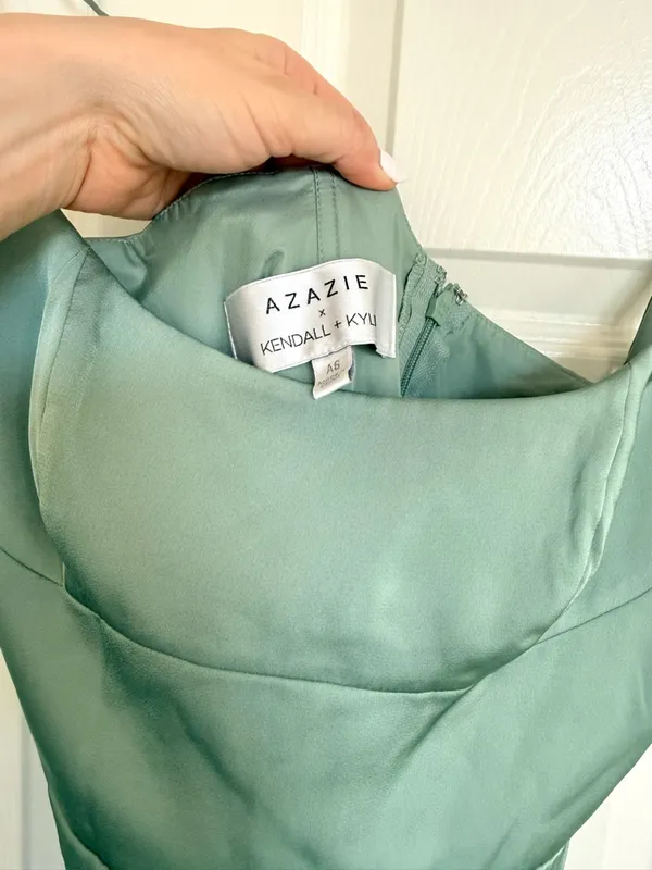 Azazie x Kendall Kylie Halsey green ALine Side Slit Metallic Satin Maxi Dress 6 - Image 7