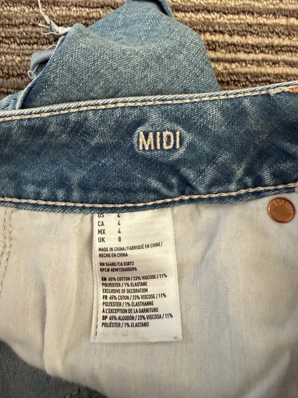 American Eagle Jean Shorts - Image 3