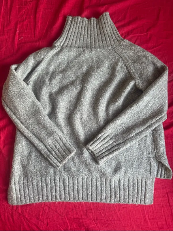 H&M Light Gray Ribbed Turtleneck Sweater - Women's - Image 2