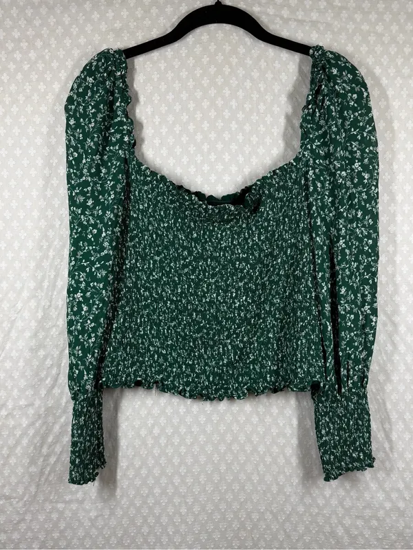 Reformation Green‎ White Floral Smocked Pinto Puff Sleeve Top - Image 5