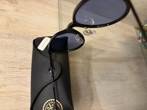 RB 4334D Ray-Ban black sunglasses  - Image 2