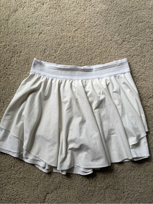 Lululemon women’s active court rival high rise white wear tennis skirt size 10 - Image 3