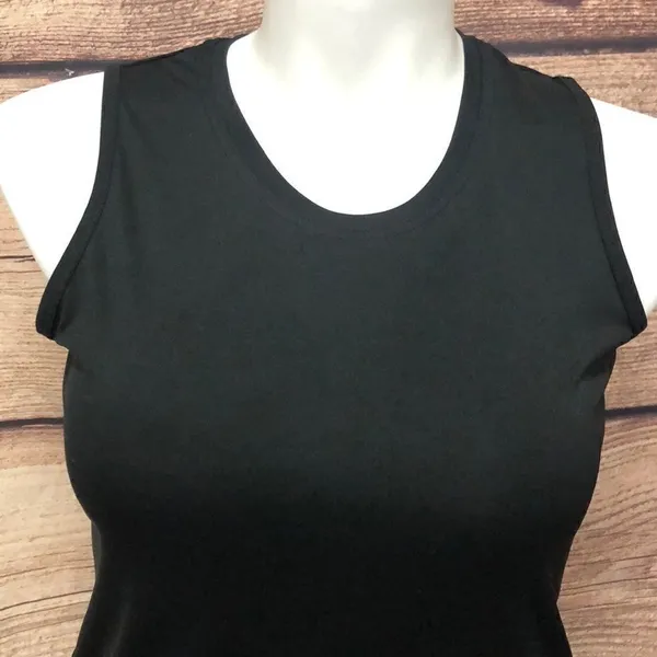 Champion black athletic tank with little mesh - Image 2