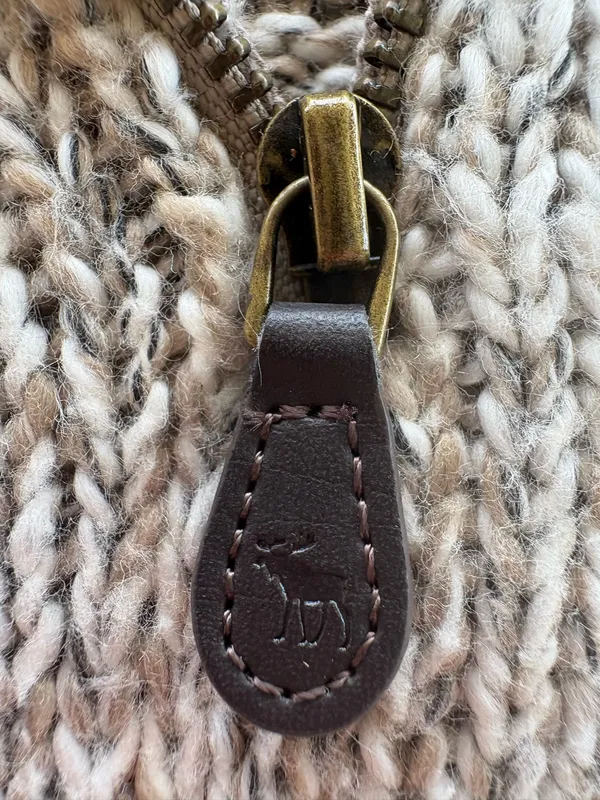 Abercrombie Kids Sweater - Image 6
