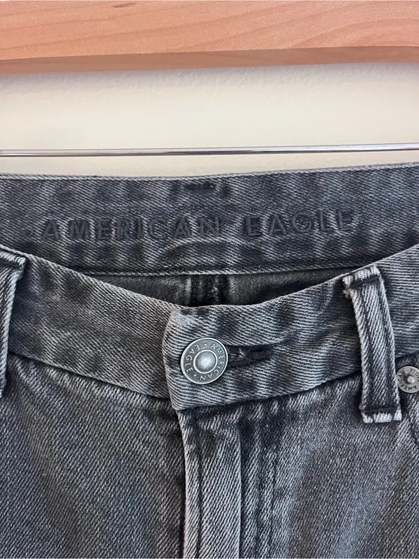 American Eagle Curvy Mom Jeans - Size Women’s 4 Short - Image 6