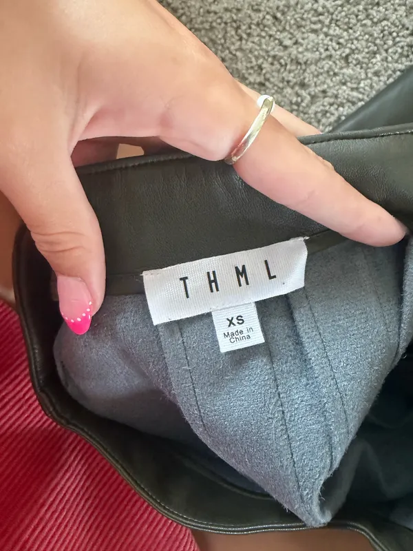 THML Olive Mini Skirt - Image 3