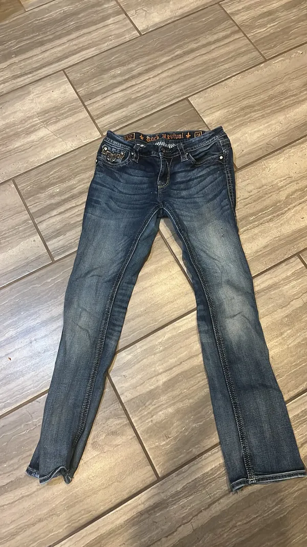 Jeans sz 28! No :( - Image 3