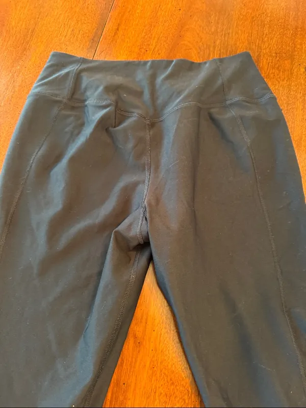Nike Black Capri Performance Leggings - Image 4