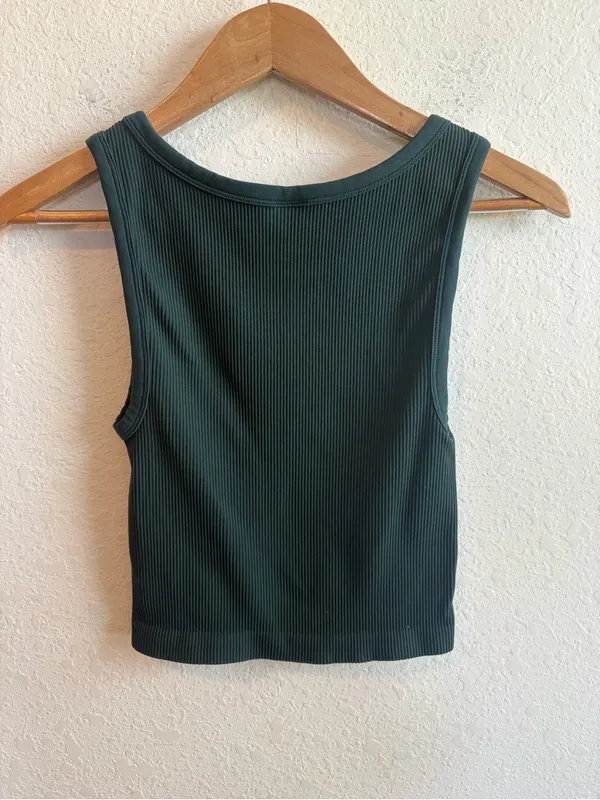 Sunday Best Dark Green Ribbed Scoop Neck Tank Size Medium - Image 3