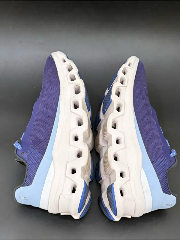 ON Cloud Cloudmonster Road Running Shoes in Açaí /Lavender Women’s Size 6.5 - Image 7