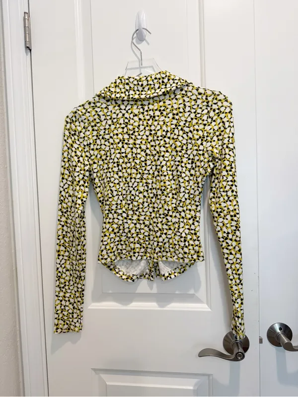 ANTHROPOLOGIE MAEVE Ruched Long Sleeve Button Front Top size XXS - Image 4