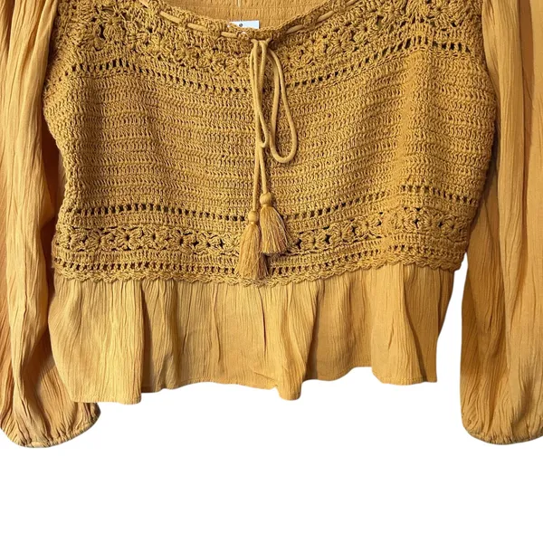 American Eagle NWT Blouse Top Crochet Gauze SZ LG Long Sleeves Mustard Smocking - Image 4