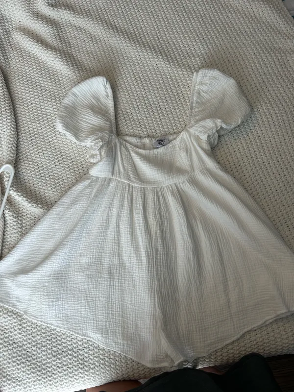 Princess Polly White Flowy Romper - Image 4