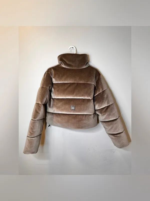 Alo Yoga Ribbed Velour Gold Rush Puffer In Macchiato Size XS - Image 7