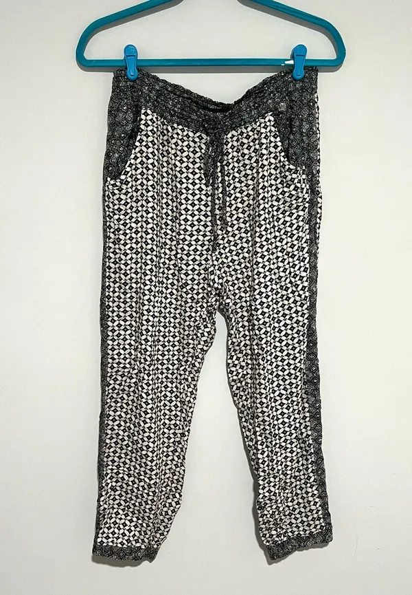 American Eagle White Black Soft Pants Joggers - Image 2