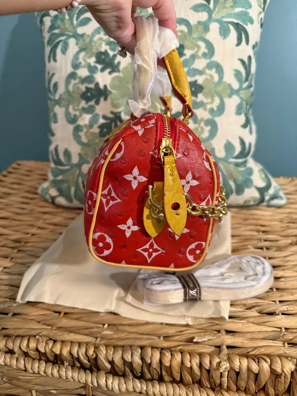 Red handbag - Image 4