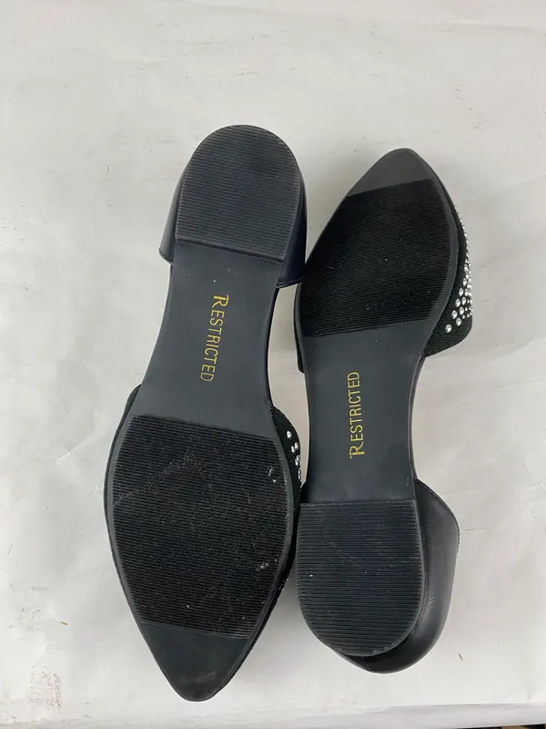 Resisted NWOT Black Studded Flat Size 9.5 - Image 8