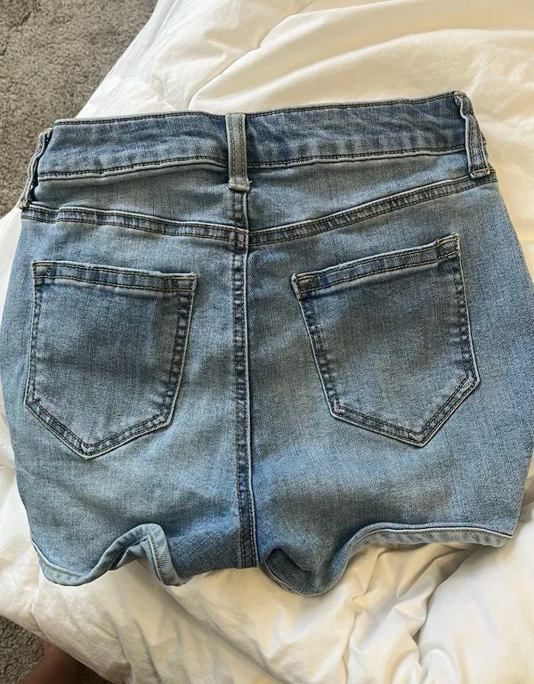 jean Shorts - Image 2