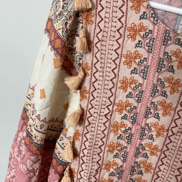 American Eagle Boho Tassel Peasant Bohemian Blouse Medium Excellent Condition - Image 5