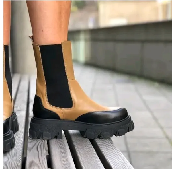 Free People James Chelsea Boots Size 38 - Image 2