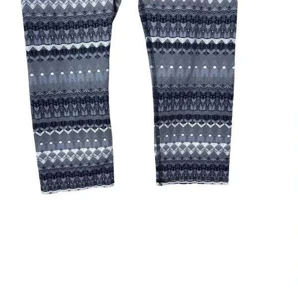 Alo Yoga Cropped Leggings Fair Isle‎ Geometric Print Stretch Gray Size Small - Image 4