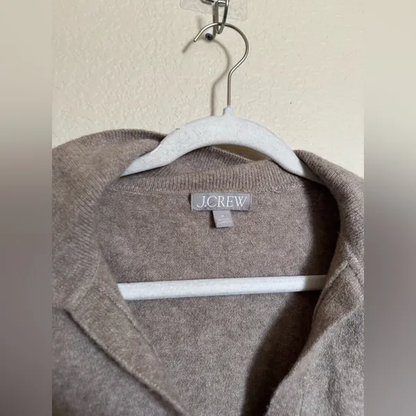 J. Crew Polo Knit Sweater Extra Soft Yarn Sz M in Tan Collared Office Minimalism - Image 4