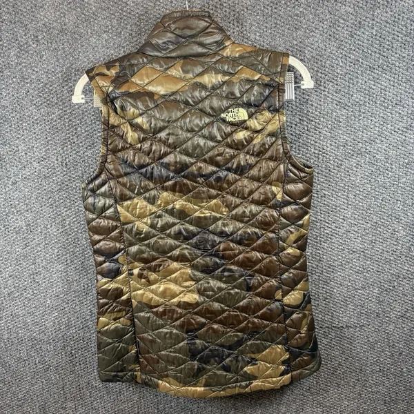 The North Face Womens‎ S Camo Print Insulated Puffer Thermoball Vest Pockets - Image 3