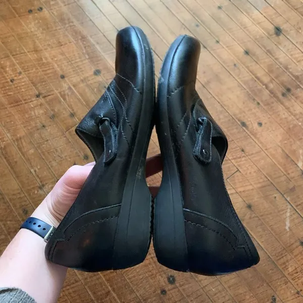 Dansko black ortho comfortable normcore size 39/8 shoes - Image 4
