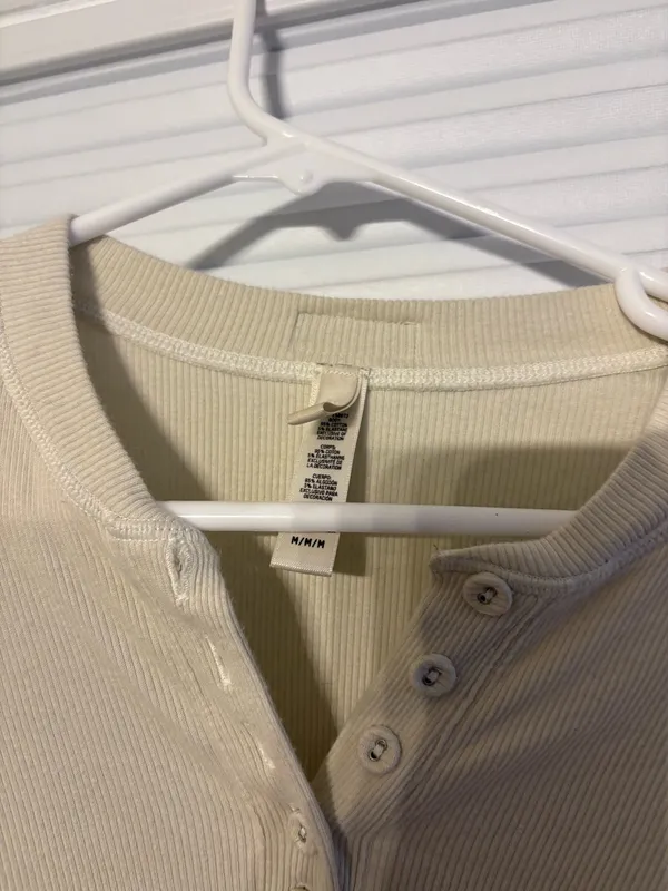 SKIMS Long Sleeve - Image 3