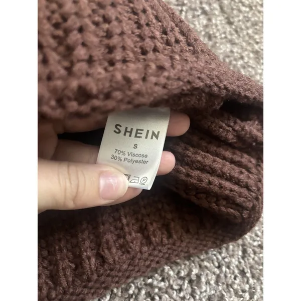 SHEIN Brown Chunky Knit Button Front Sweater Vest Size Small - Image 5