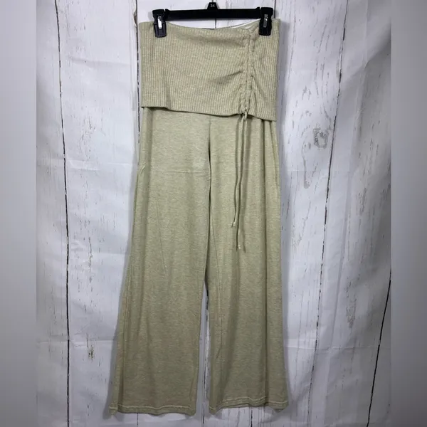 NWOT Forever 21 Avocado Green Tan Wide Leg Ruched Drawstring Fold over Pants - Image 2
