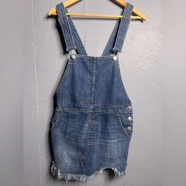 Free People Denim Raw Hem Mini Overall Skirt Size 4 - Image 4