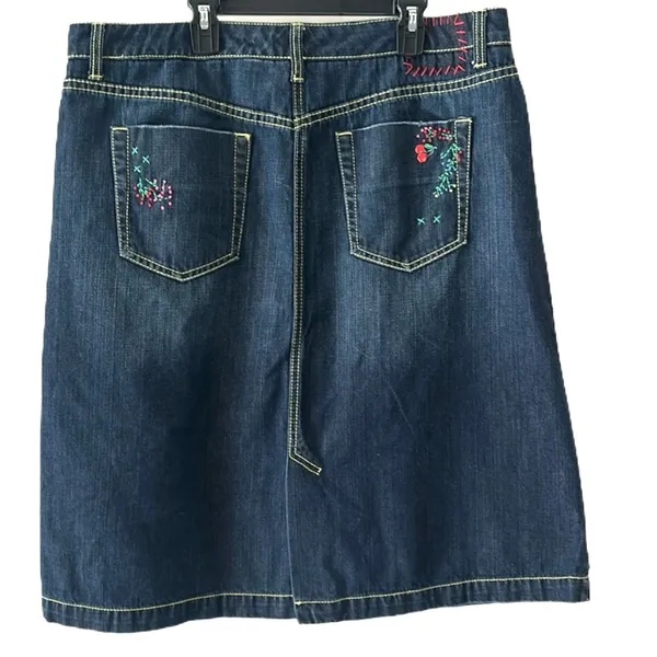 Tommy Hilfiger size 14‎ denim skirt - Image 2