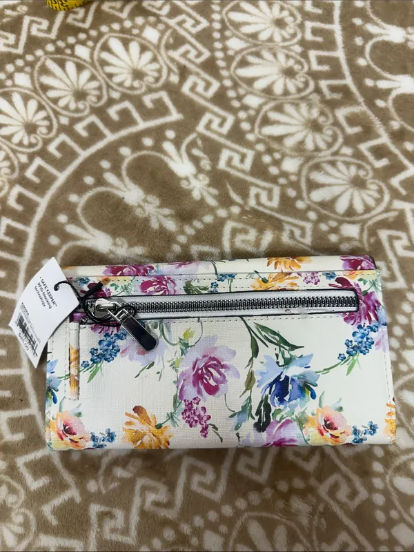 Kohl's White Floral RFID Trifold Wallet with Pink, Purple, Blue and Yellow - Image 8