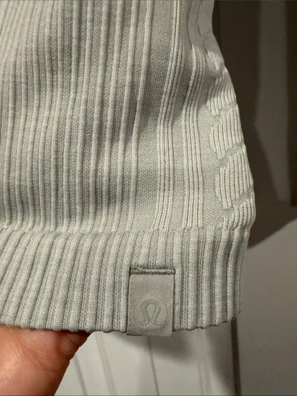 lululemon athletica rest less Light Gray Cable Knit‎ Pullover - Image 6