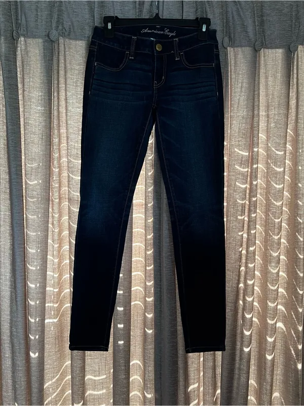 American Eagle Outfitters Dark Blue Super Stretch Jegging Size 2 Short - Image 3